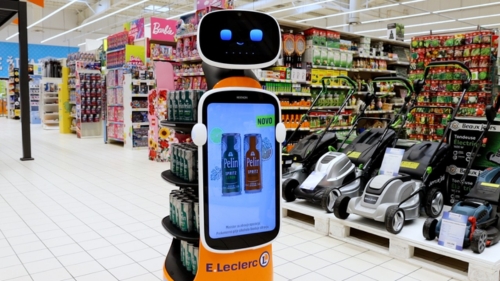 Keenon T10 Retail Robot in Actie